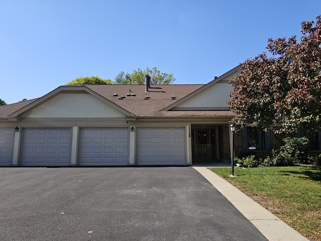 property at 1120 Woodbury Ln