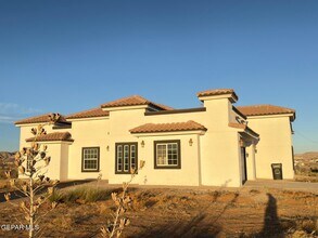 5466 Buffalo Creek Dr in El Paso, TX - Building Photo - Building Photo