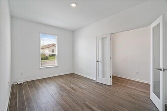 6516 Rounded Pebble Ln in Buda, TX - Building Photo - Building Photo