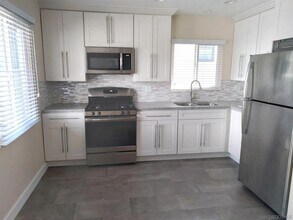 4608 Marlborough Dr, Unit 12 in San Diego, CA - Building Photo - Building Photo