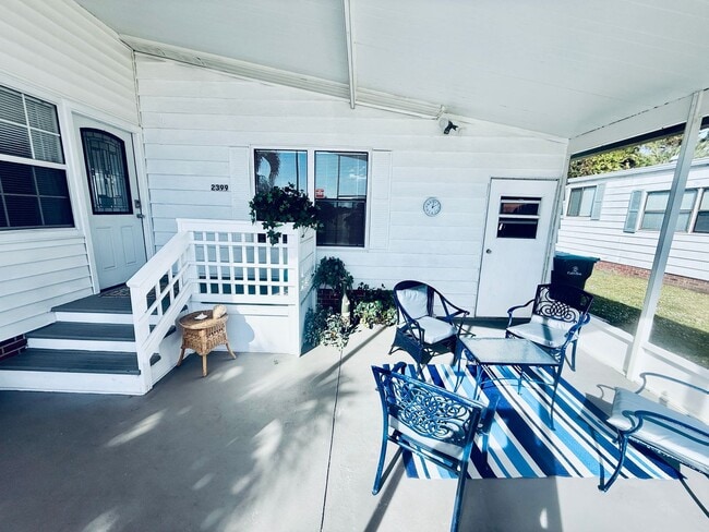 2399 Coconut Palm Dr in Palm Bay, FL - Building Photo - Building Photo