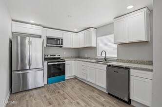 10752 Mellward Rd in Socorro, TX - Building Photo - Building Photo