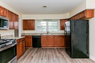 1407 Highland Ave in Joliet, IL - Building Photo - Building Photo