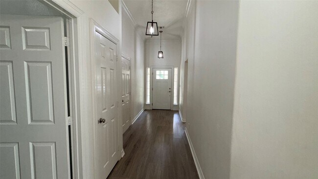 1112 Walnut Bend in Brenham, TX - Building Photo - Building Photo