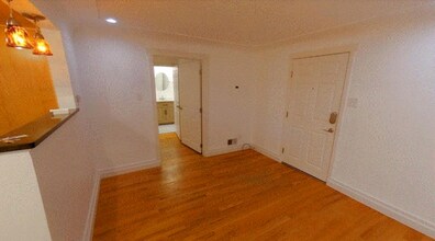 245 S Pennsylvania St, Unit 4 in Denver, CO - Foto de edificio - Building Photo