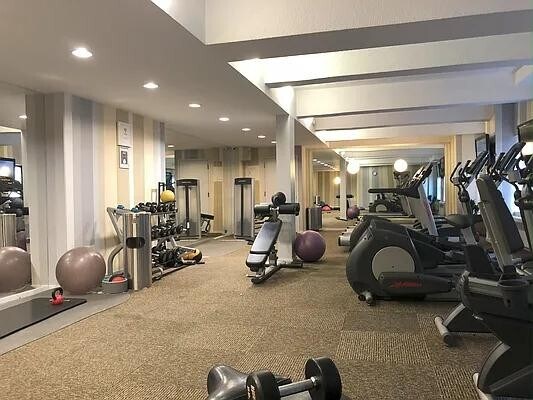 360 W 34th St. in New York, NY - Building Photo - Building Photo