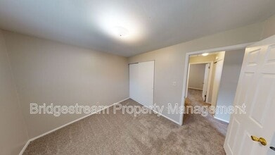 5444 Misty Ln in Dayton, OH - Building Photo - Building Photo