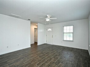411 Delmar Ave in Austin, TX - Building Photo - Building Photo