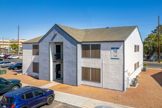 Ascend Townhomes in Las Vegas, NV - Building Photo - Building Photo