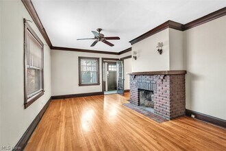 3328 Kildare Rd in Cleveland Heights, OH - Foto de edificio - Building Photo