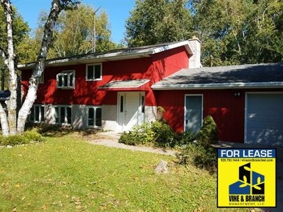 5926 Clover Rd in Manitowoc, WI - Building Photo