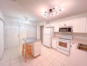 2306 SW 42nd Dr in Gainesville, FL - Building Photo - Building Photo