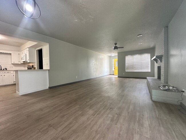 3606 Willow Springs Dr in Oklahoma City, OK - Building Photo - Building Photo