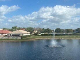 11001 NW 83rd St in Doral, FL - Building Photo