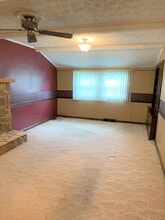 1215 E Jackson Blvd in Jonesborough, TN - Building Photo - Building Photo