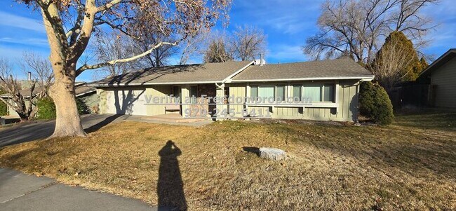 2740 Beechwood St in Grand Junction, CO - Building Photo - Building Photo