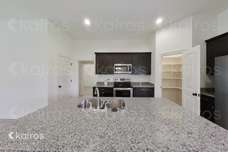 112 Teddy Ln in Lafayette, LA - Building Photo - Building Photo