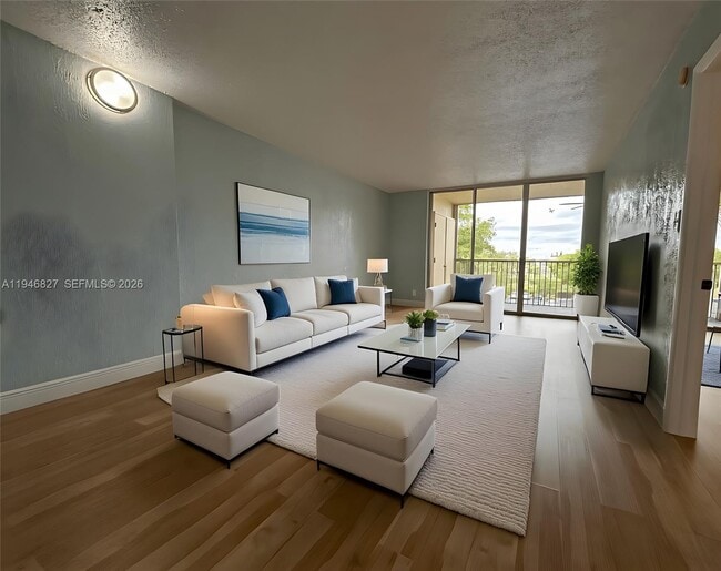 3121 NW 47th Terrace in Lauderdale Lakes, FL - Building Photo - Building Photo