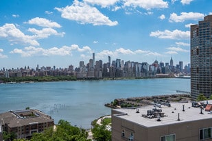 Hudson Ridge Apartments in North Bergen, NJ - Building Photo