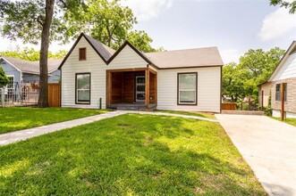 1431 S Marsalis Ave in Dallas, TX - Building Photo - Building Photo