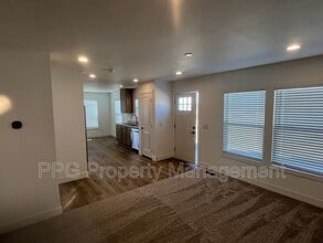 22936 W Forest Pleasant Pl in Wittmann, AZ - Building Photo - Building Photo