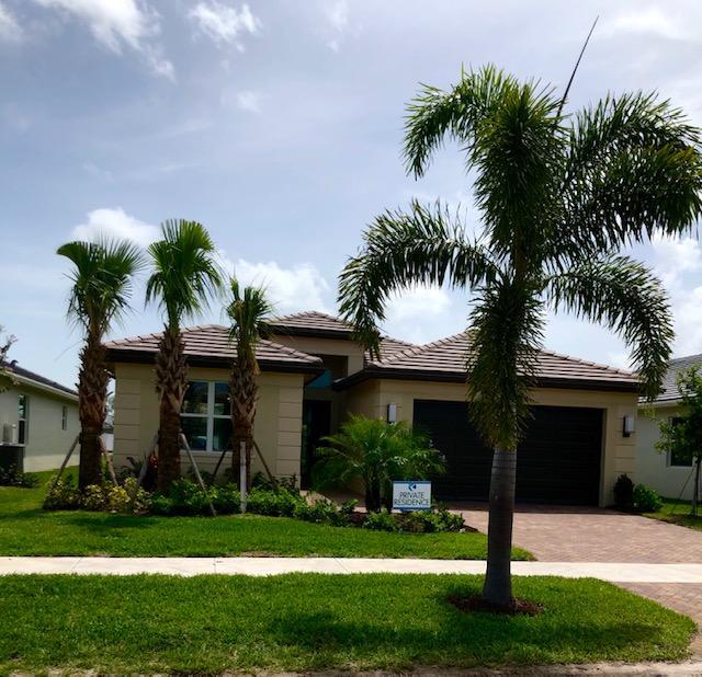 11670 SW Sailfish Isles Way in Port St. Lucie, FL - Foto de edificio - Building Photo