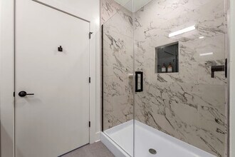 617 N 12th St in Tampa, FL - Foto de edificio - Building Photo