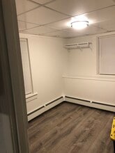 36 Prospect Hill Ave, Unit 1 bed in West Warwick, RI - Building Photo - Building Photo