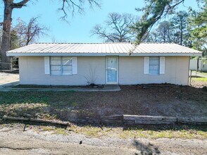 166 County Rd 52 in Jasper, TX - Foto de edificio - Building Photo
