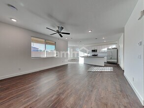 4909 Colossal Star St in North Las Vegas, NV - Building Photo - Building Photo