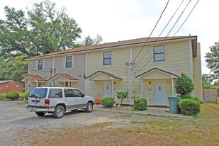 112 Crow Rd Apartments