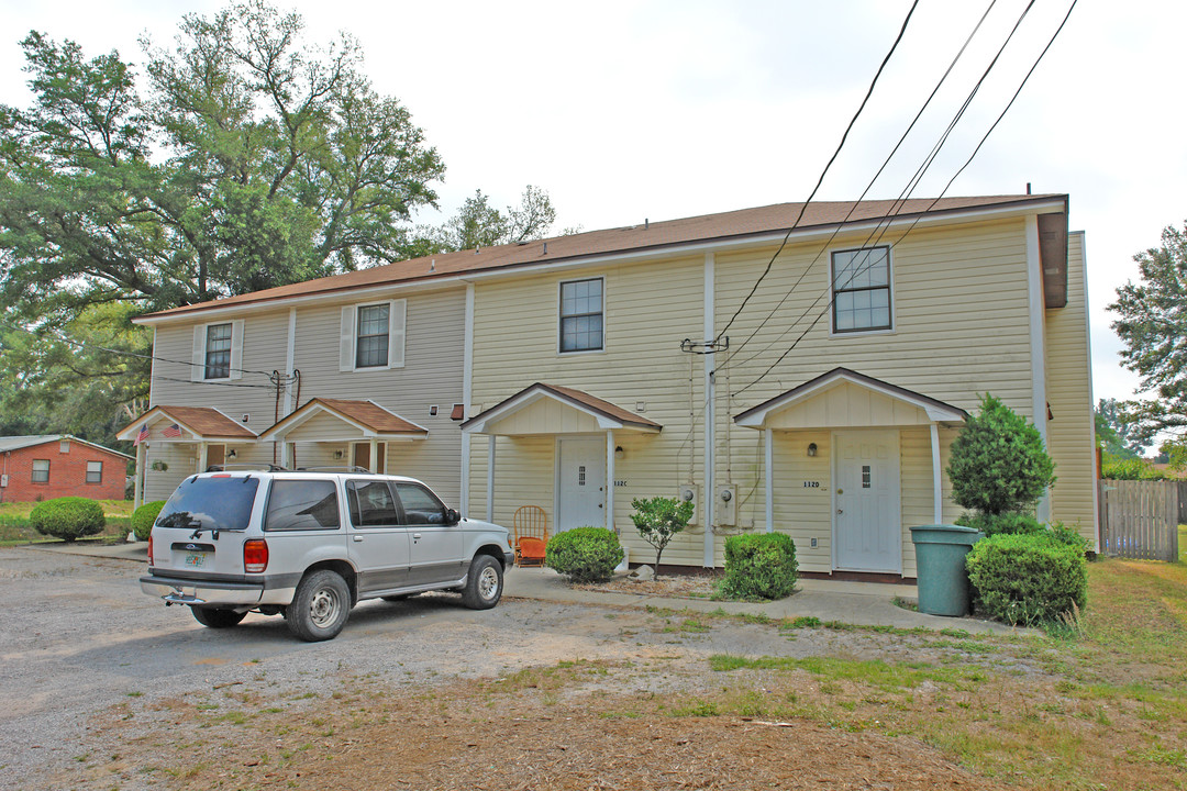 112 Crow Rd in Pensacola, FL - Building Photo