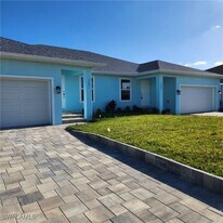 5651 Genesee Pkwy in Bokeelia, FL - Building Photo