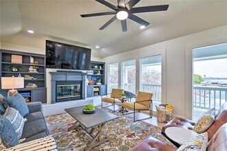 5213 River Ridge St in Granbury, TX - Building Photo - Building Photo