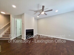 1430 Vintage Cir in Lexington, KY - Building Photo - Building Photo
