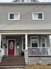 26 Ella St in Bloomfield, NJ - Foto de edificio - Building Photo