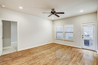 321 Cage St in Houston, TX - Building Photo - Building Photo