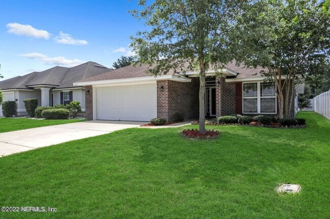 5816 Round Table Rd in Jacksonville, FL - Building Photo - Building Photo