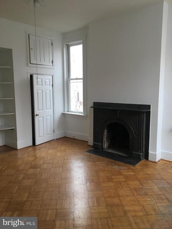 834 Park Ave in Baltimore, MD - Building Photo - Building Photo