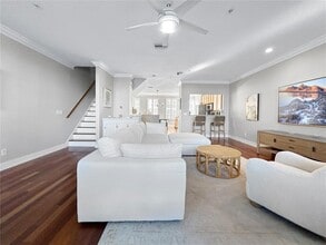1468 Harbour Walk Rd in Tampa, FL - Building Photo - Building Photo