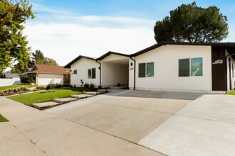 6972 Platt Ave, Unit 6972 in West Hills, CA - Building Photo - Building Photo