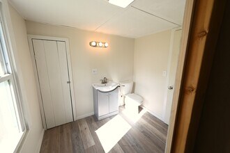 30 West St in Malone, NY - Foto de edificio - Building Photo