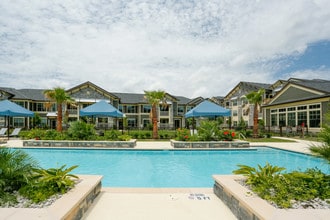 Plantation Park in Lake Jackson, TX - Foto de edificio - Building Photo