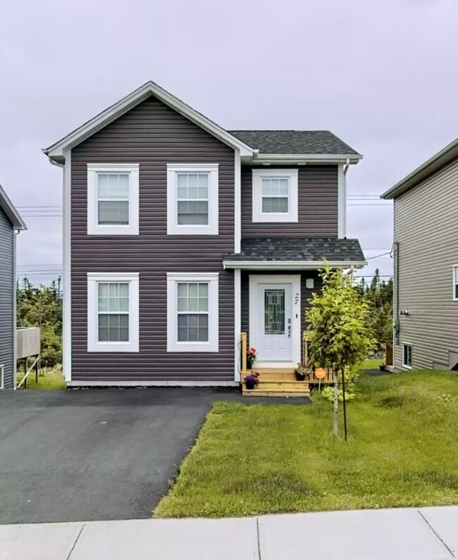 property at 27 Brant Dr