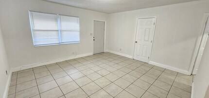 2780 NW 14th St in Fort Lauderdale, FL - Building Photo - Building Photo