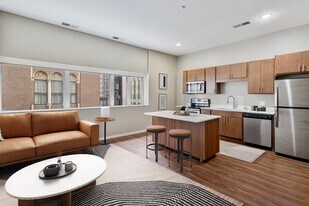 Press House Apartments in St. Paul, MN - Building Photo