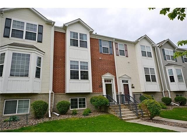 property at 15871 Foliage Ave