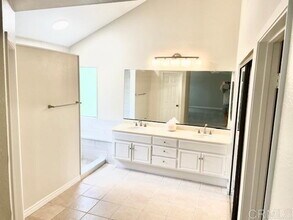 3533 Sitio Baya in Carlsbad, CA - Building Photo - Building Photo