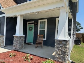 100 Hampton Dr in Holly Ridge, NC - Building Photo - Building Photo