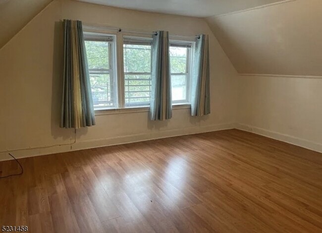 11 Carteret St in Newark, NJ - Building Photo - Building Photo